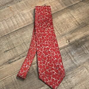 Tommy Bahama Floral Tie. Tropical | 100% Silk | Men’s 58”L | EUC | Hibiscus